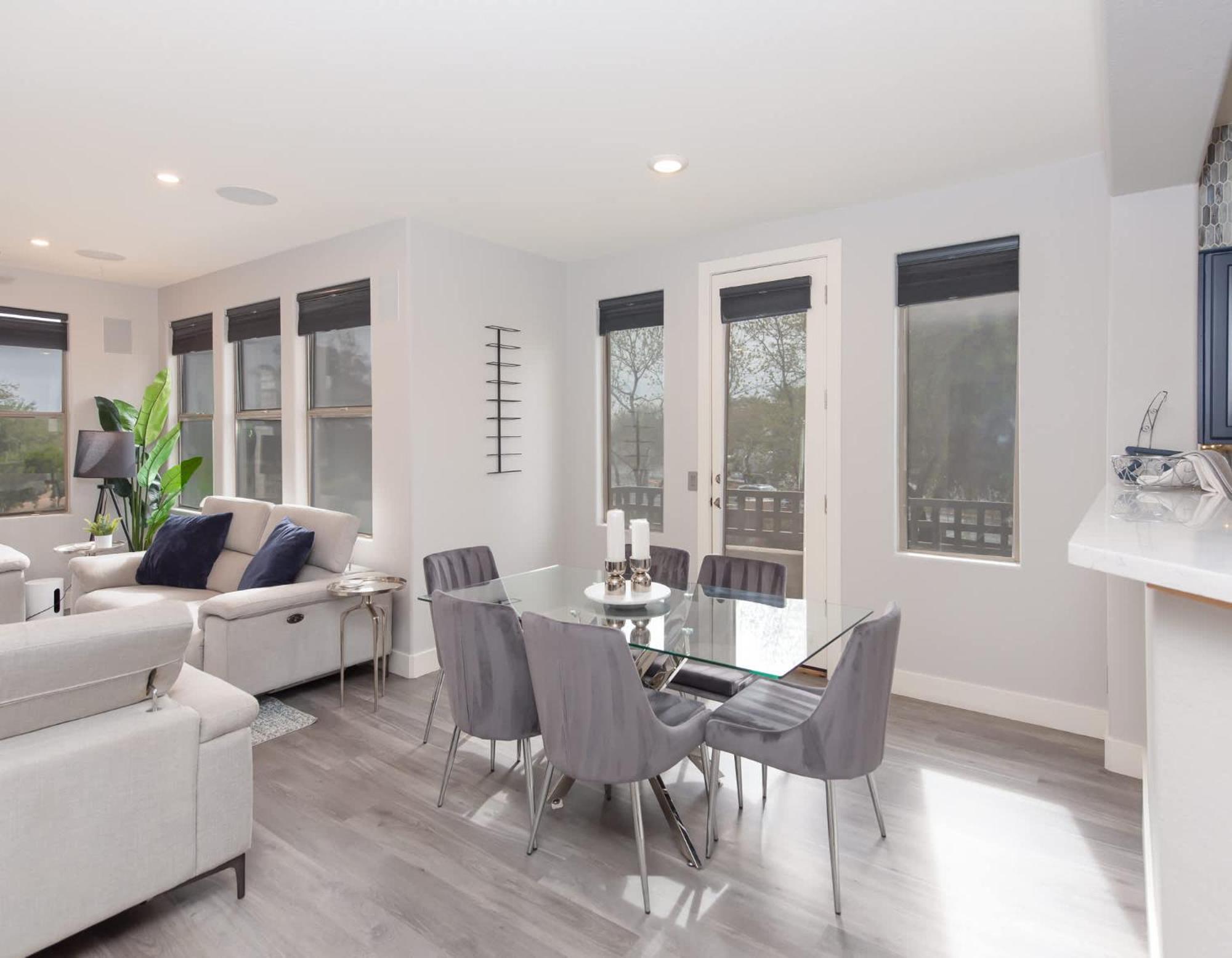 Holiday home Lux Overlooks 9th Hole Near Golf